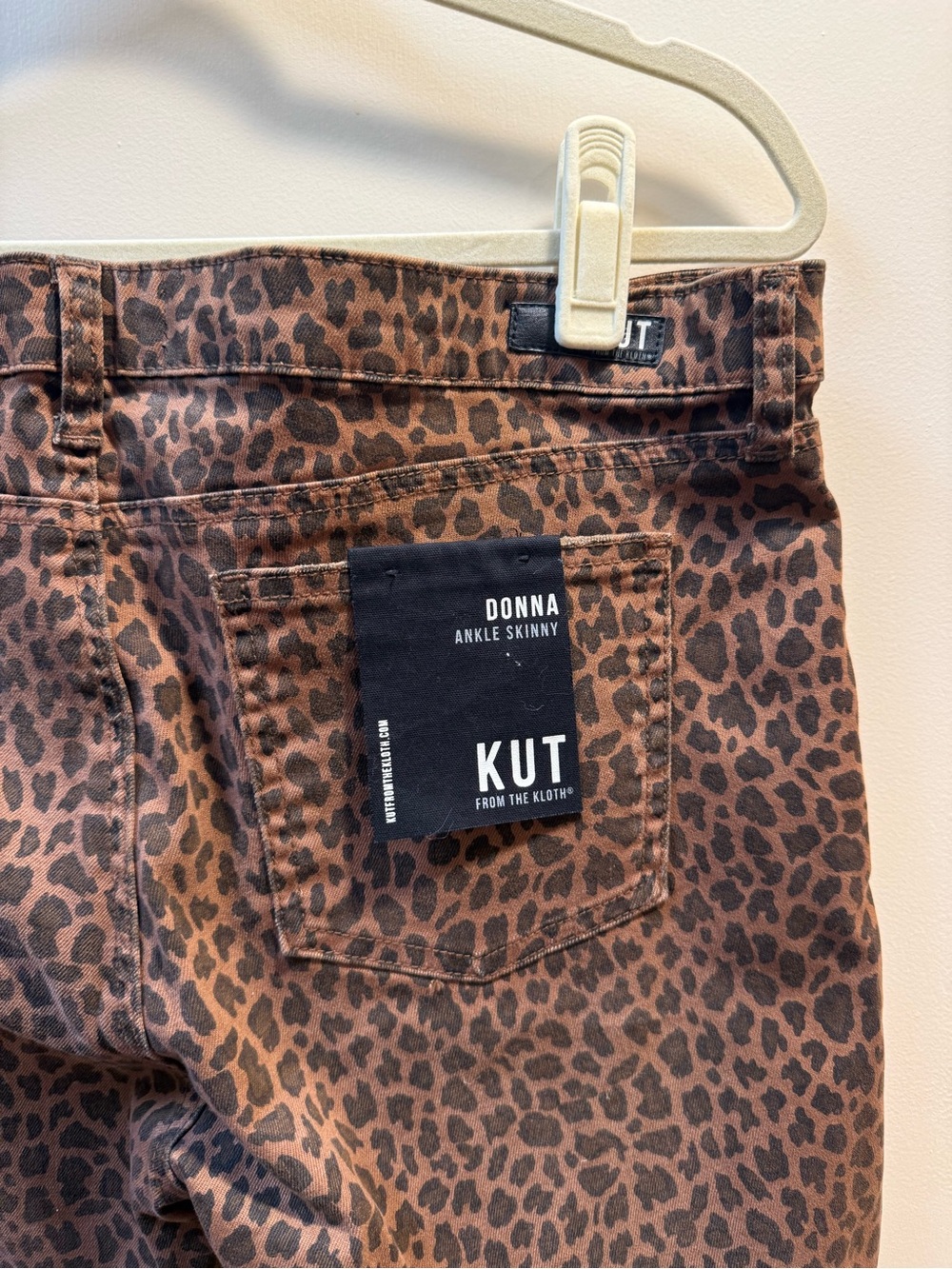 Kut from the Kloth New York Women’s Brown Leopard Print Ankle Jeans - NWT - Picture 8 of 10